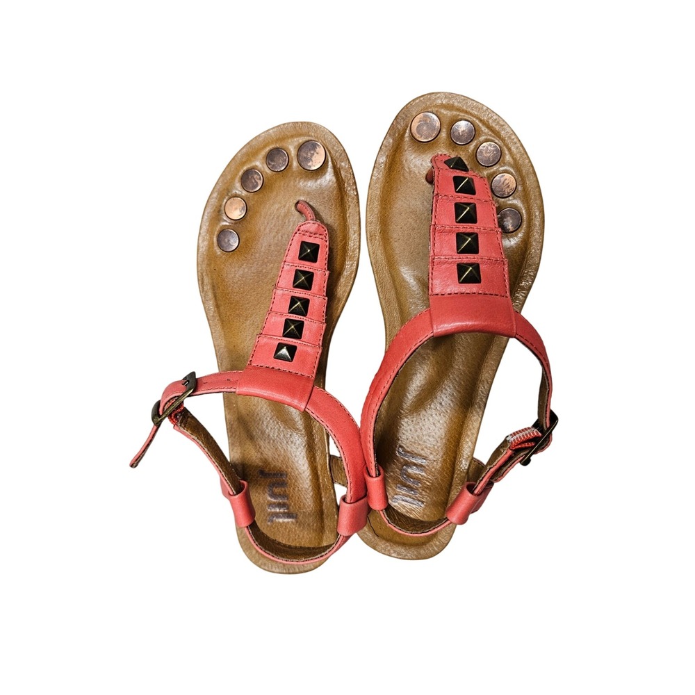 Juil‎ Sandals Womens 5-5.5 Coral Pink Leather Studded T-Strap Earthing Grounding
